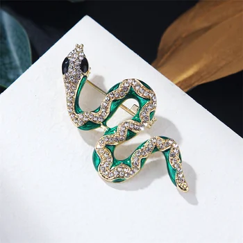 Vysoce kvalitní slitina drahokamu kapání oleje smalt zelený had zvíře brož pin oděvní doplňky mužů a žen