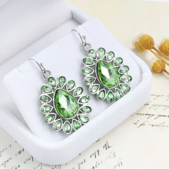 Nové Nádherné Zelené Hrušky Tvaru Zirkony Houpat Náušnice pro Ženy Elegantní Osobnost Náušnice Módní Šperky Zásnubní Dárky